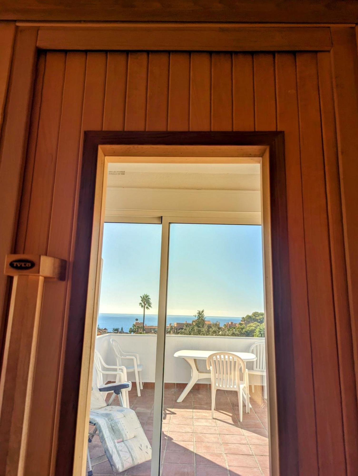 Villa De Los Suenos 25 Estepona Bagian luar foto